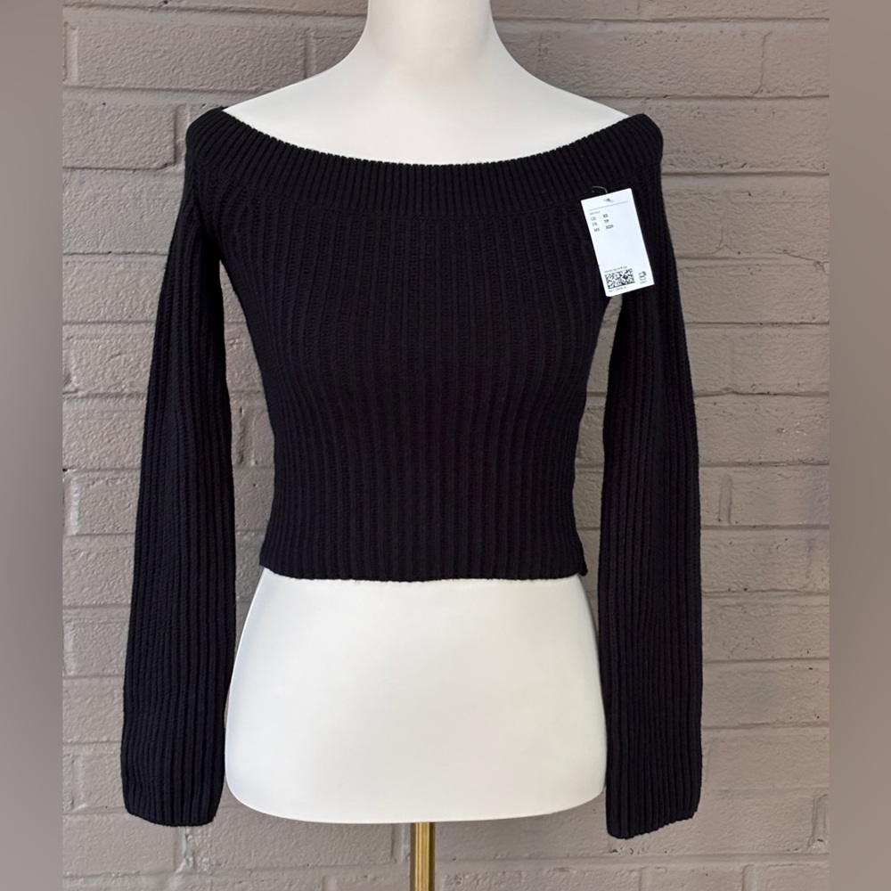 H&M NWT black cropped off shoulder sweater XS - Picture 4 of 15